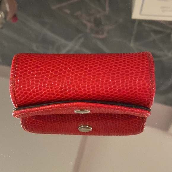 * RARE * Winnie the Pooh red leather mirror lipstick case The Disney Store - Picture 2 of 9